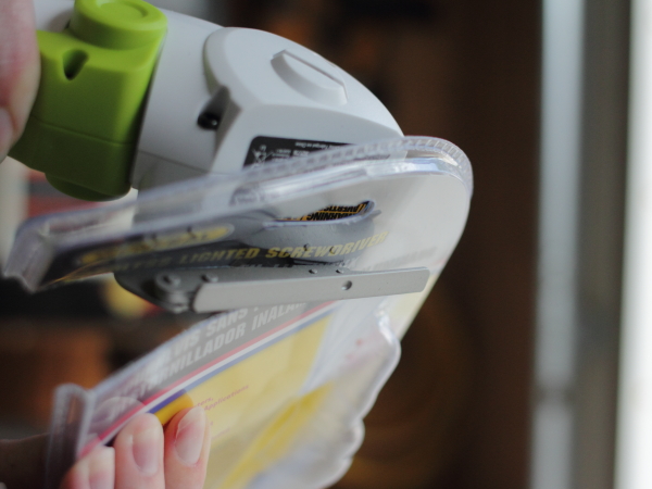 ZipSnip Cordless Cutter by Rockwell