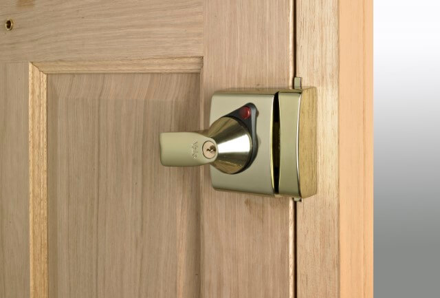 yale nightlatch fitted by a professional locksmith